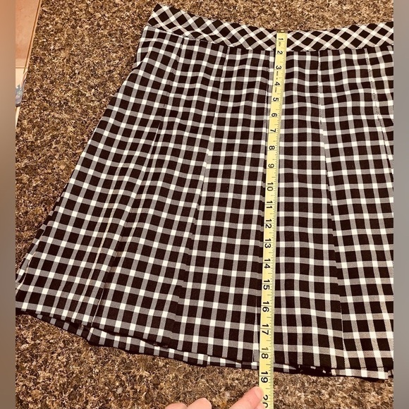 🌟HP🌟 ACADEMIA ANIME Plaid H & M Miniskirt Pleated School Girl Sz18 Cosplay - Picture 10 of 13